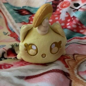 Aphmau Buttercup Unicorn Plushie Stuffy